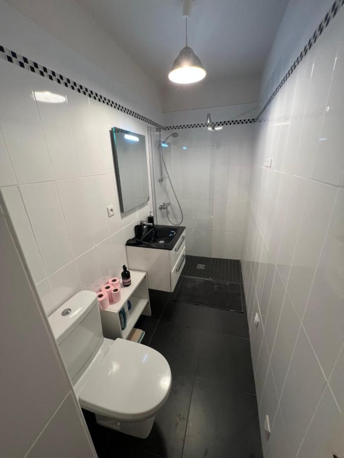 Sympathique Studio En Rez De Jardin Dans Residence Hyères Екстериор снимка